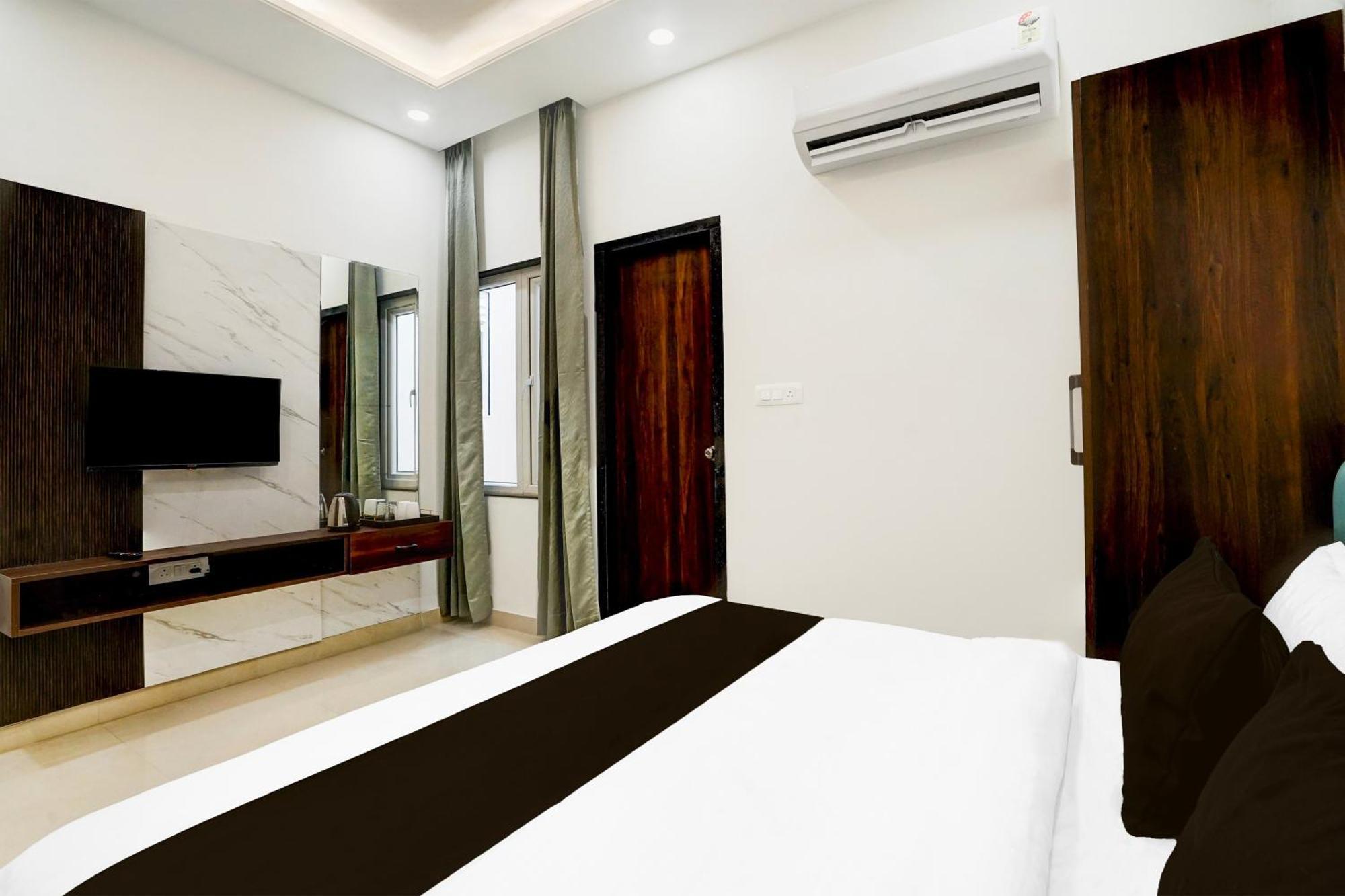 Hotel Collection O Golden Sapphire Divisione di Divisione di Jaipur Esterno foto