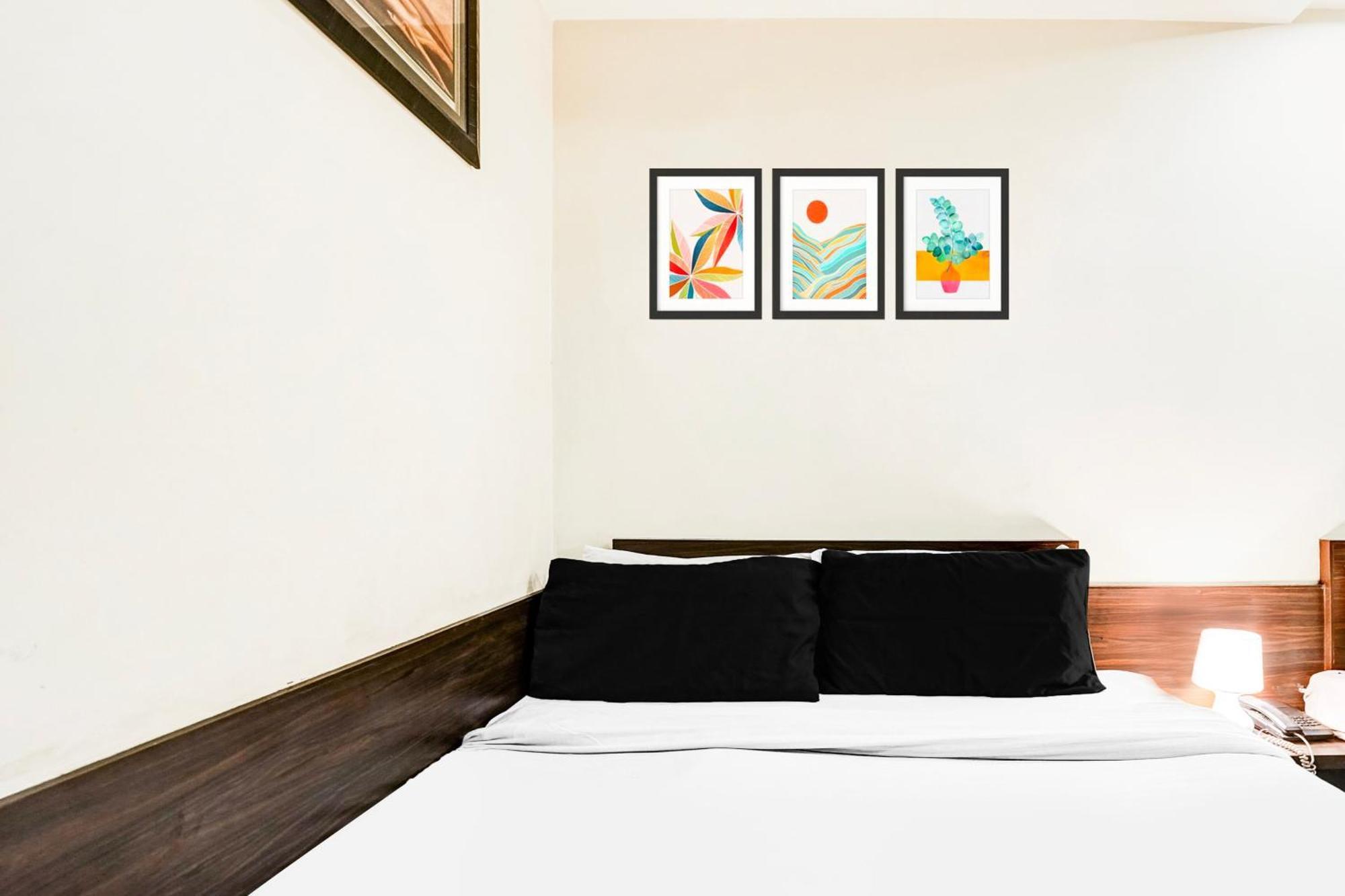 Hotel Collection O Golden Sapphire Divisione di Divisione di Jaipur Esterno foto