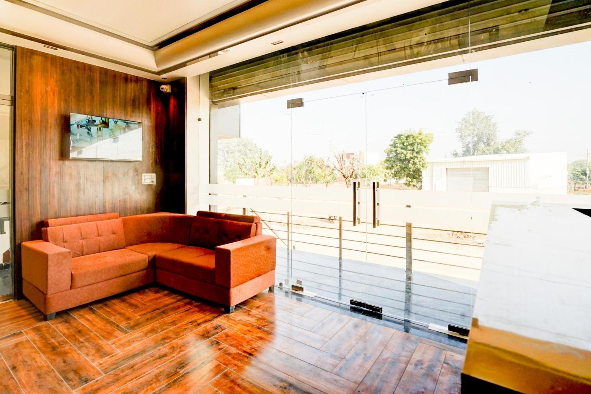 Hotel Collection O Golden Sapphire Divisione di Divisione di Jaipur Esterno foto